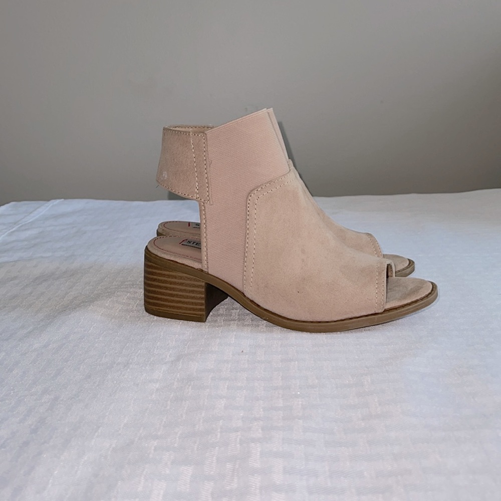 Steve Madden girl sandals